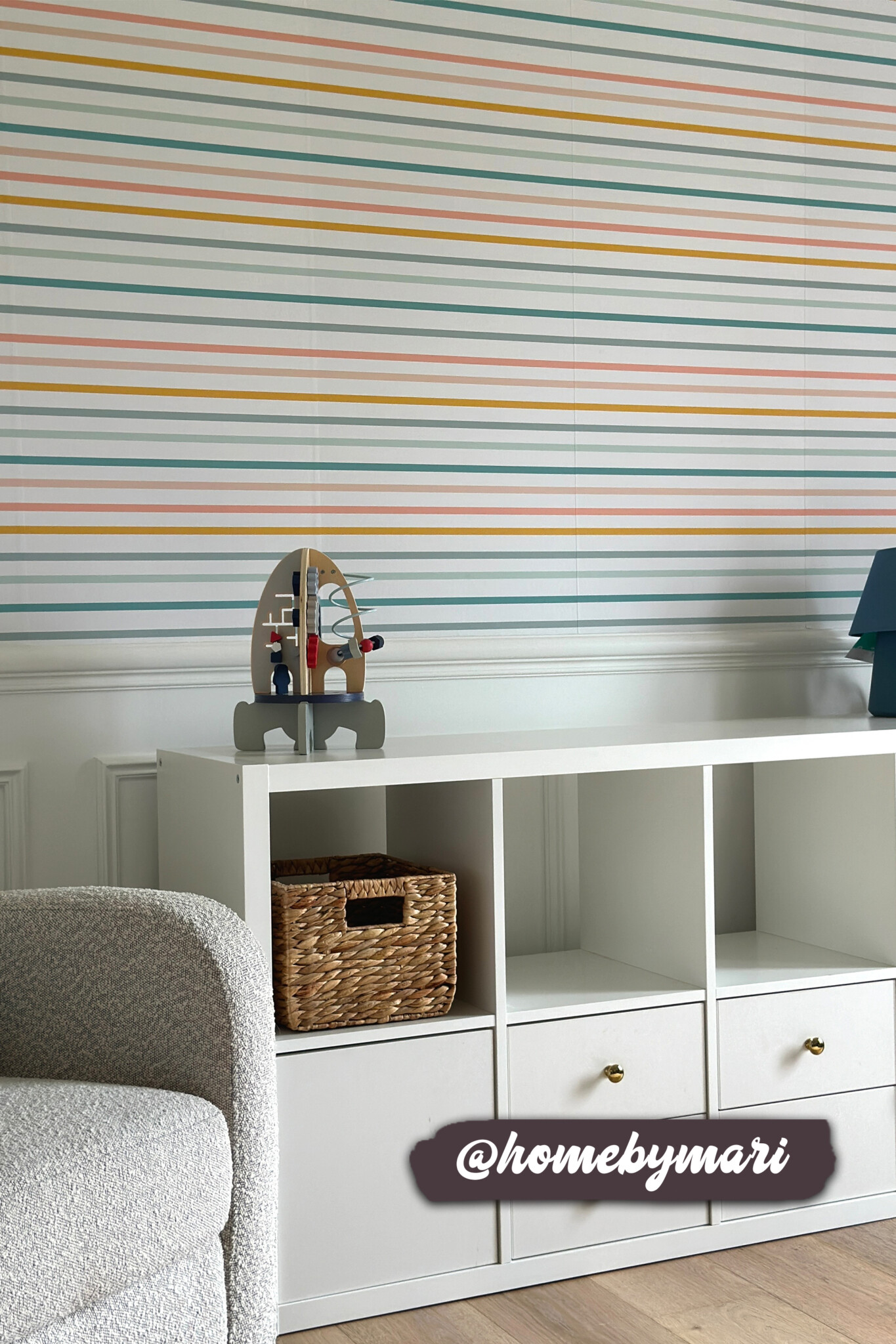 Pastel striped Wallpaper - Image 3