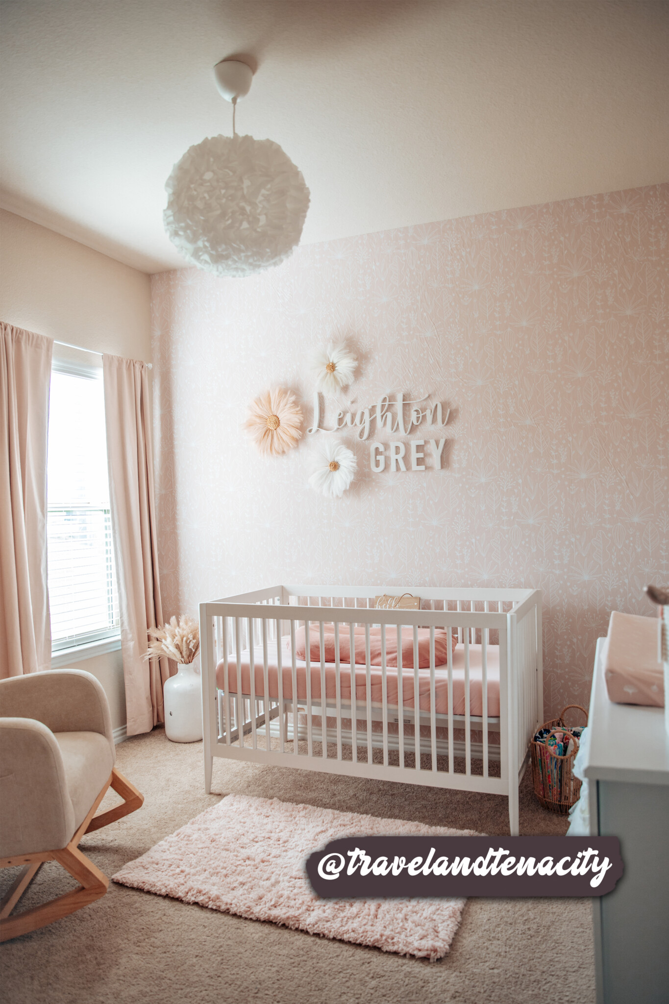 Pink boho Wallpaper - Image 3