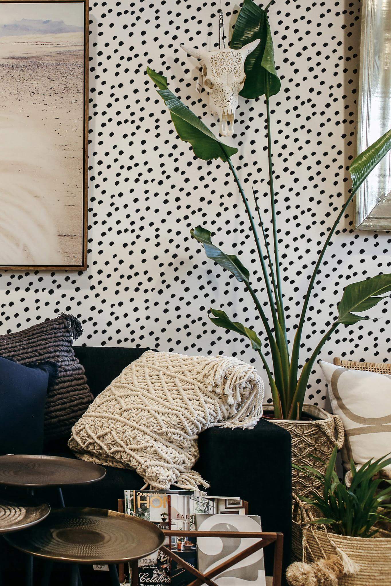 Dotted Wallpaper