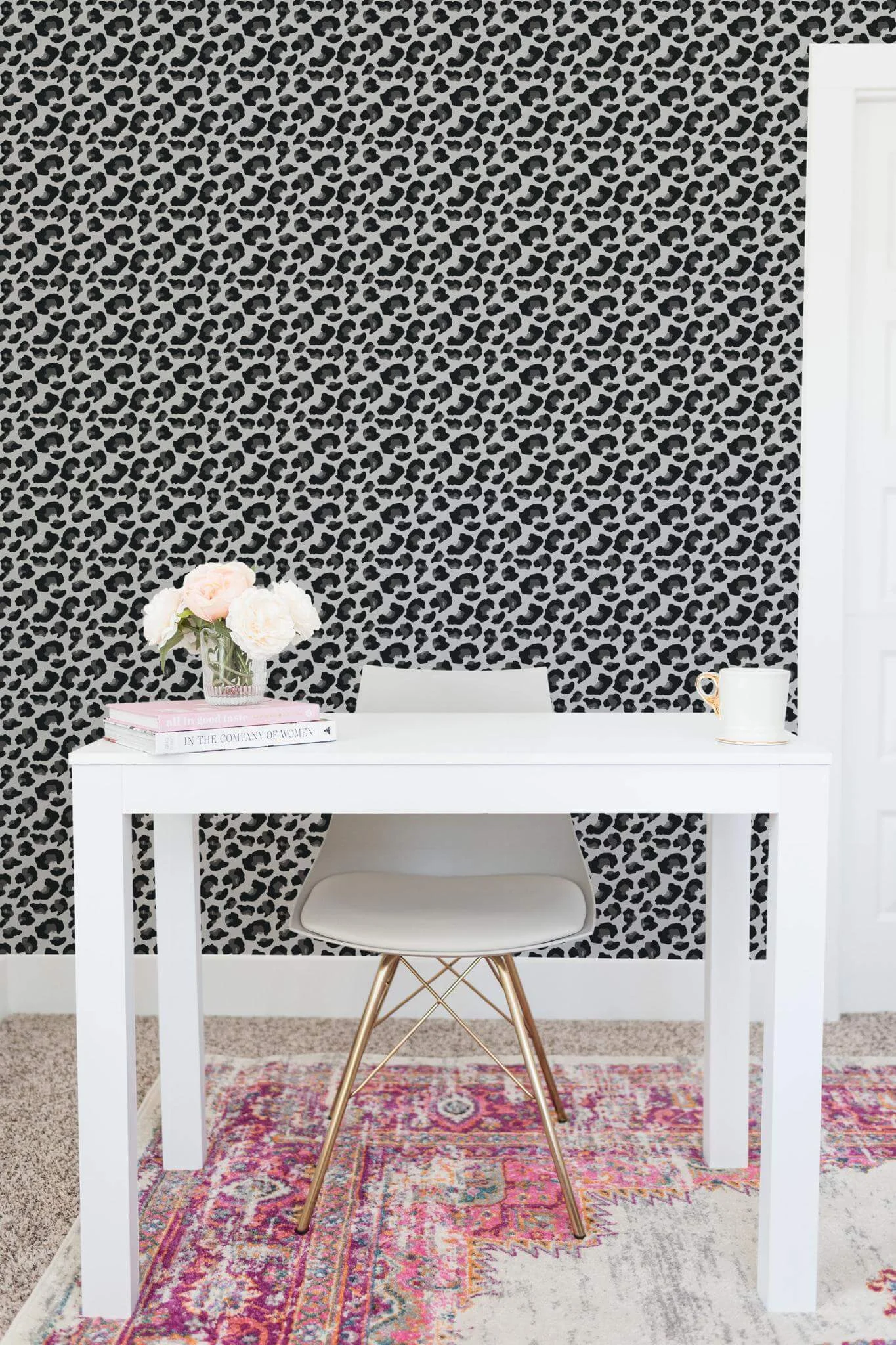 Black cheetah pattern Wallpaper - Image 4