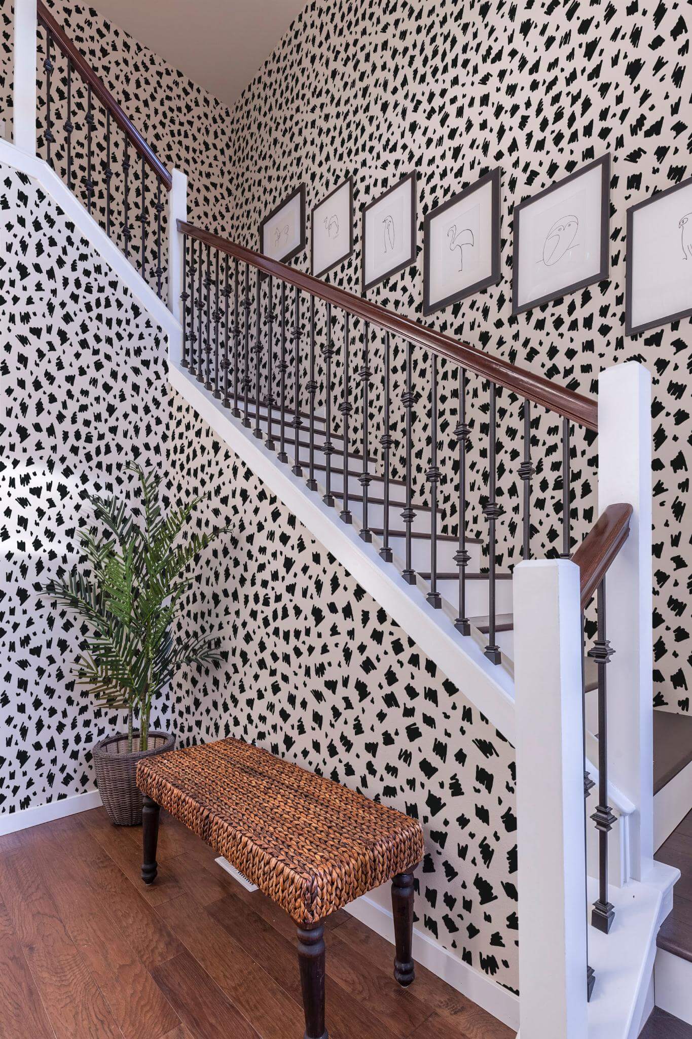 Hand drawn spot Wallpaper - Image 4