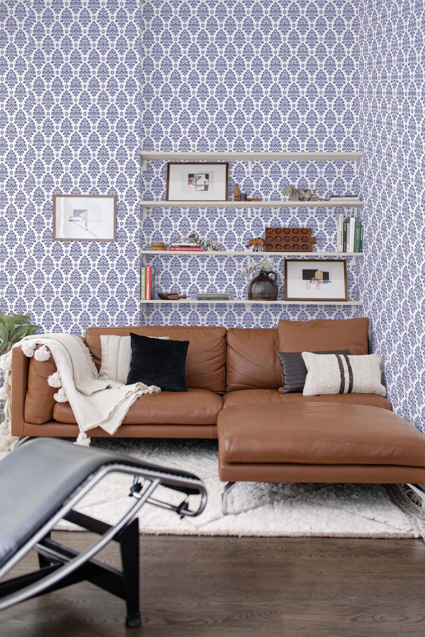 Modern damask Wallpaper - Image 3