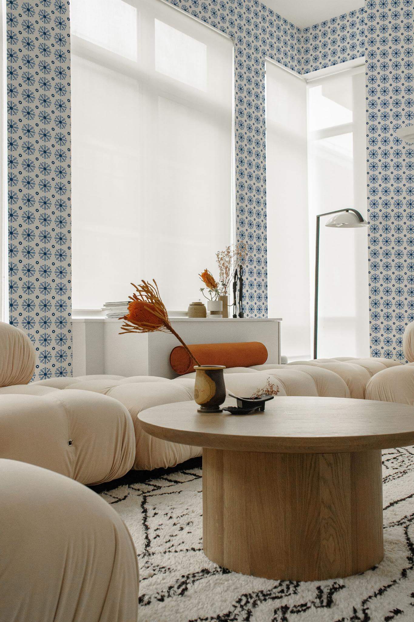 Blue floral tile effect Wallpaper - Image 3