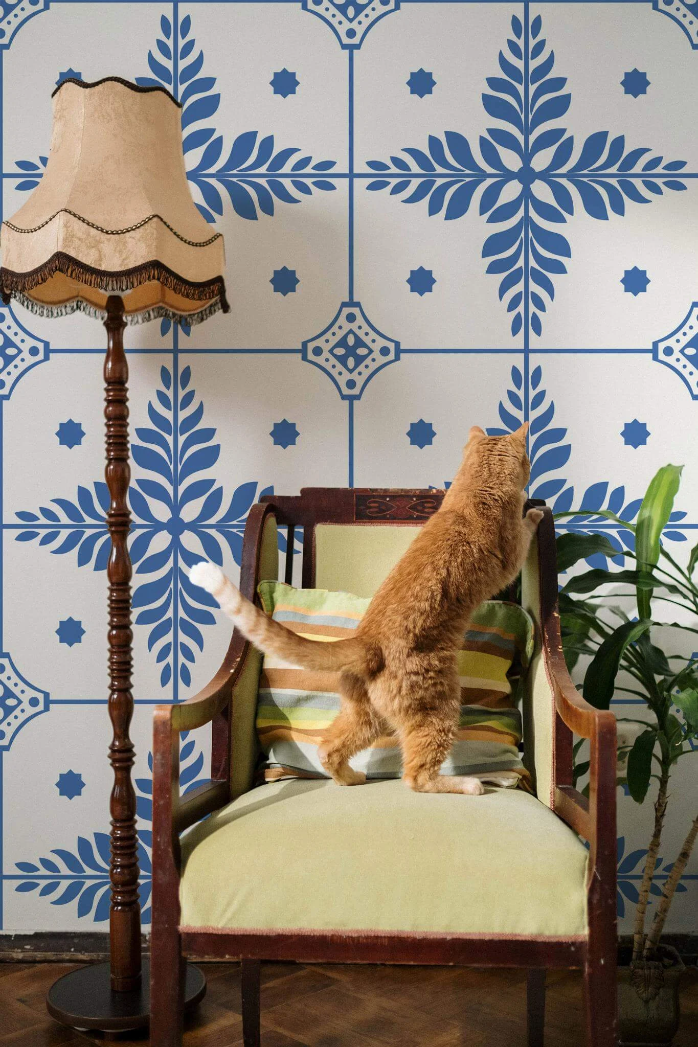 Blue and white tiles Wallpaper - Image 4