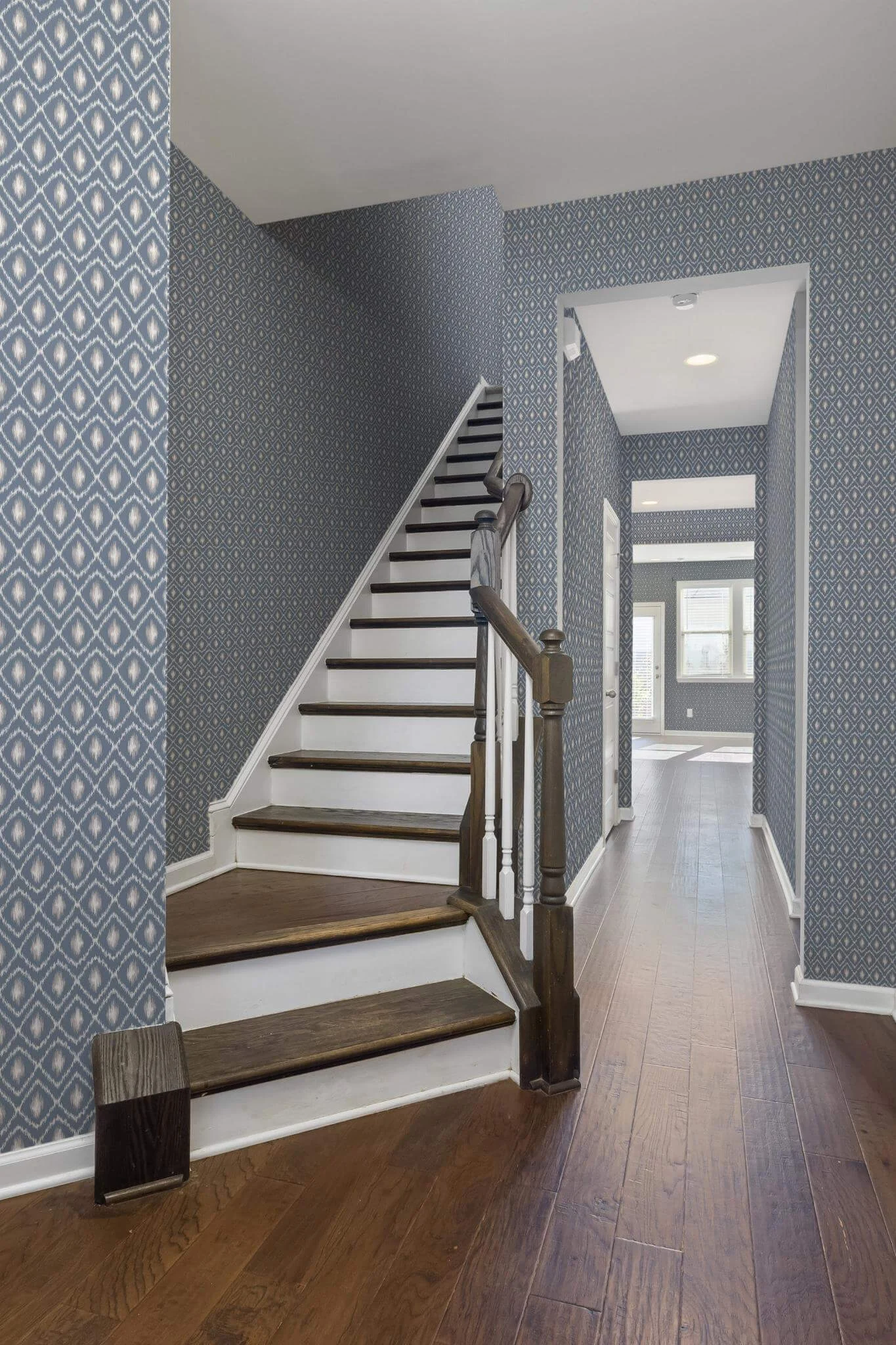 Blue ikat Wallpaper - Image 3