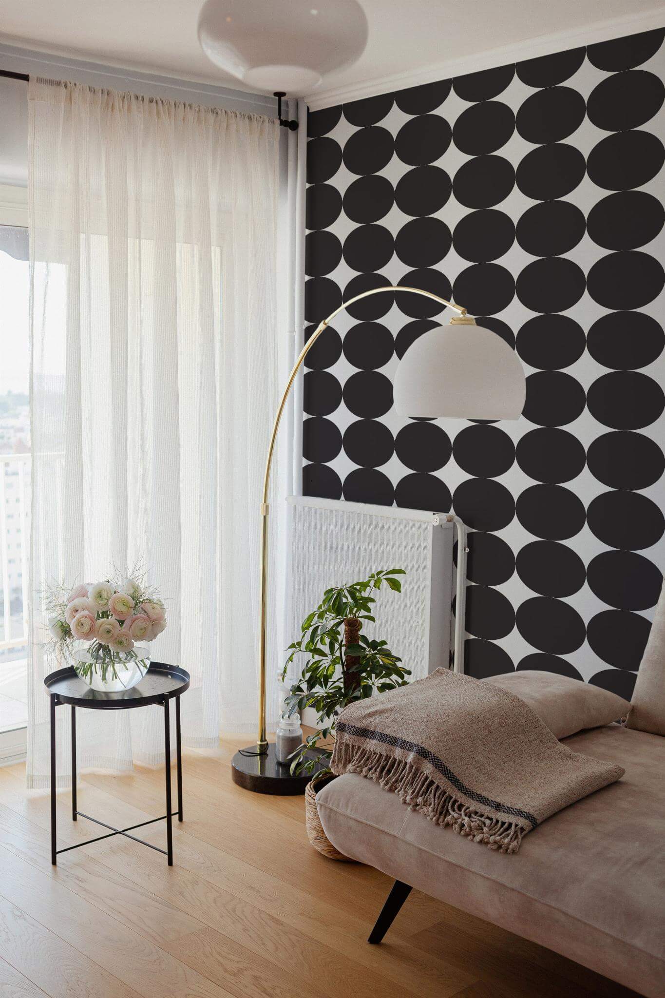 Large dots Wallpaper - Image 3