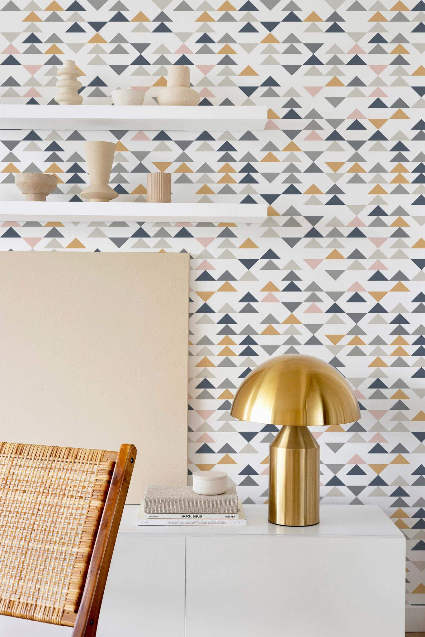 Multicolor triangles Wallpaper