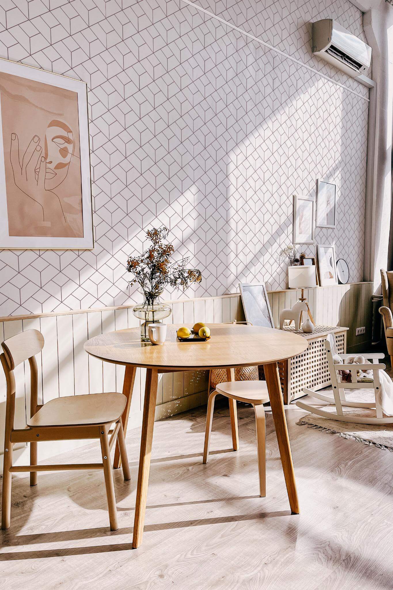 Delicate geometric Wallpaper - Image 4