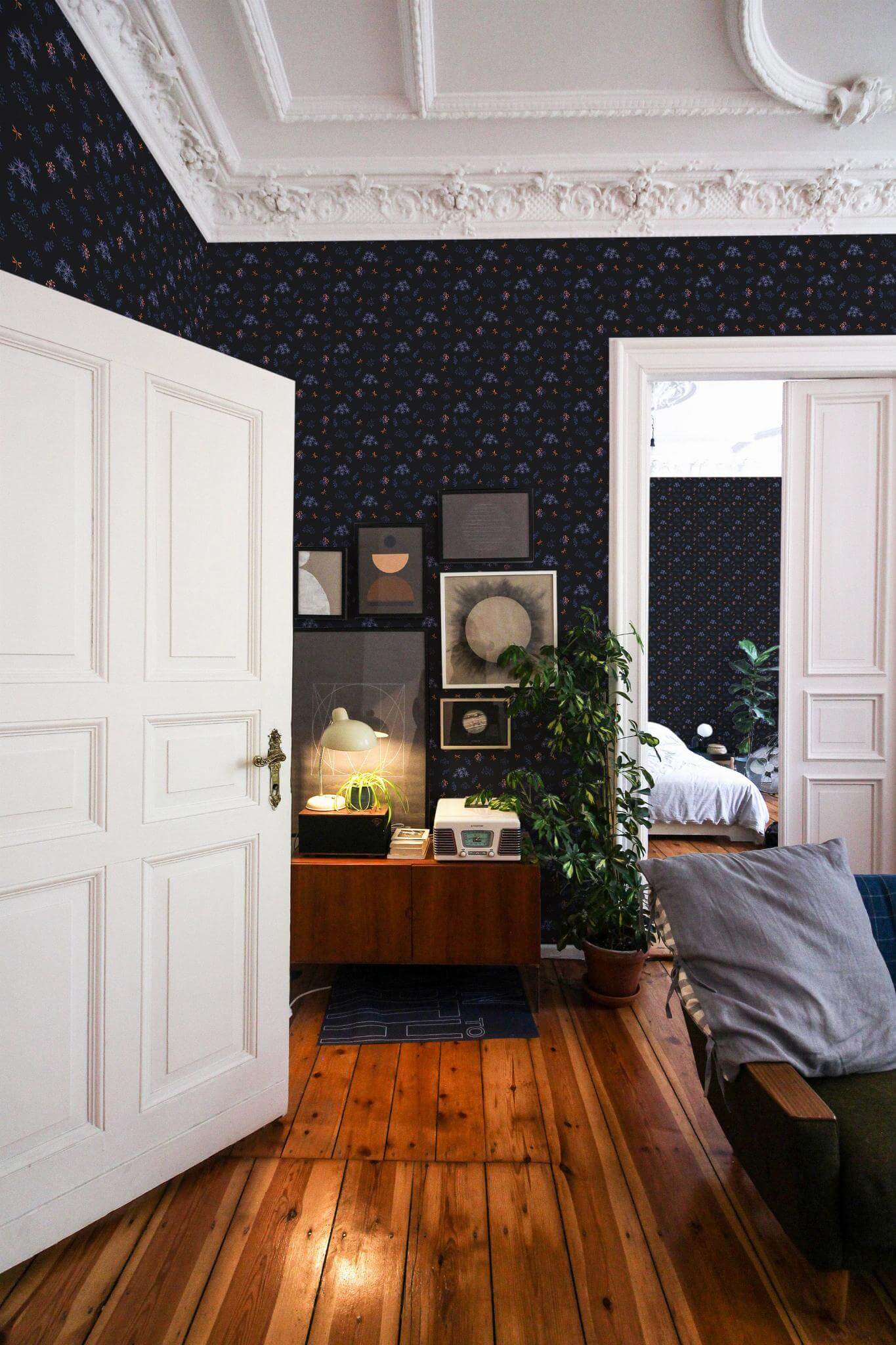 Dark blue floral Wallpaper - Image 3