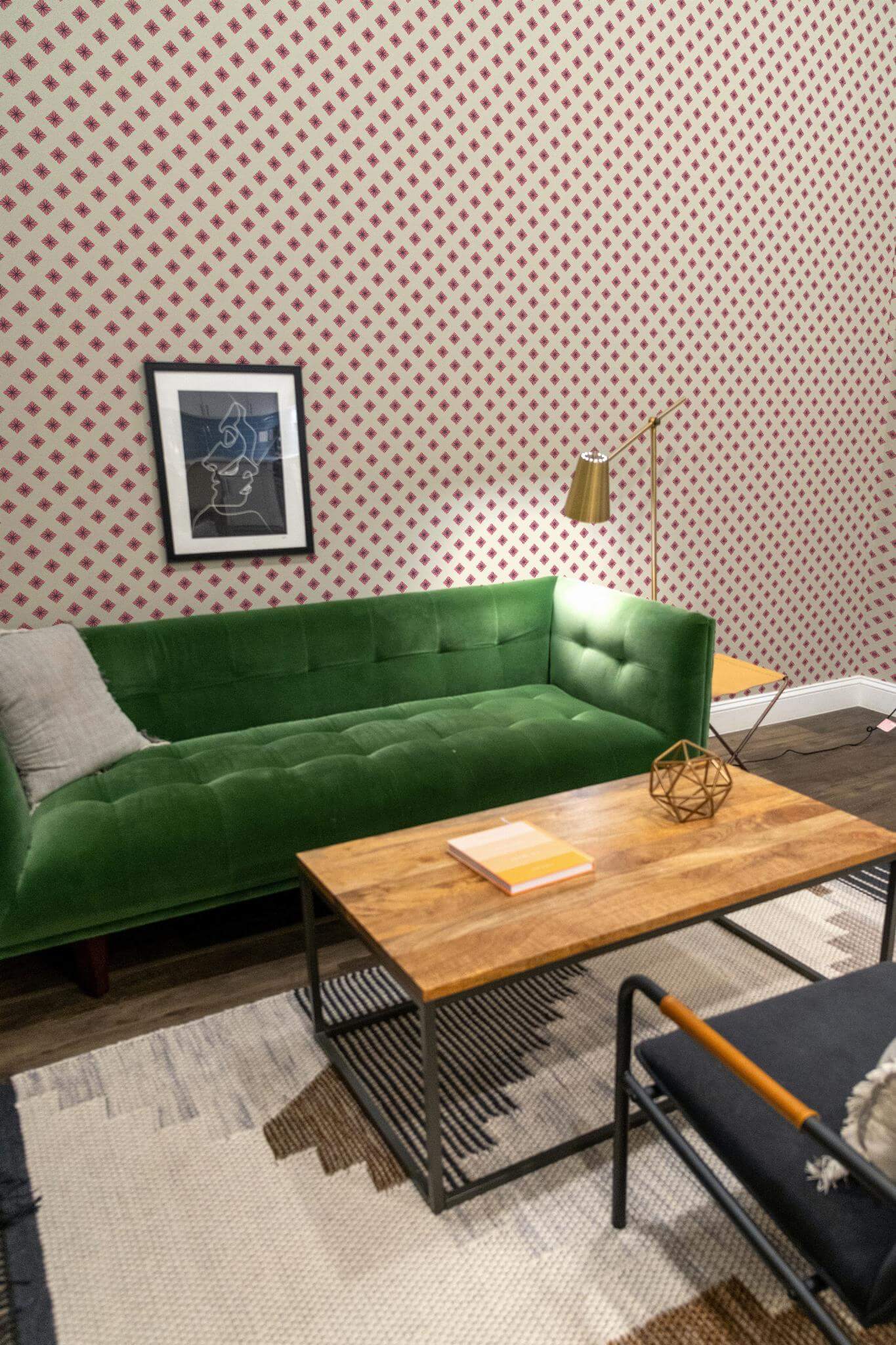Beige and pink geometric Wallpaper - Image 3