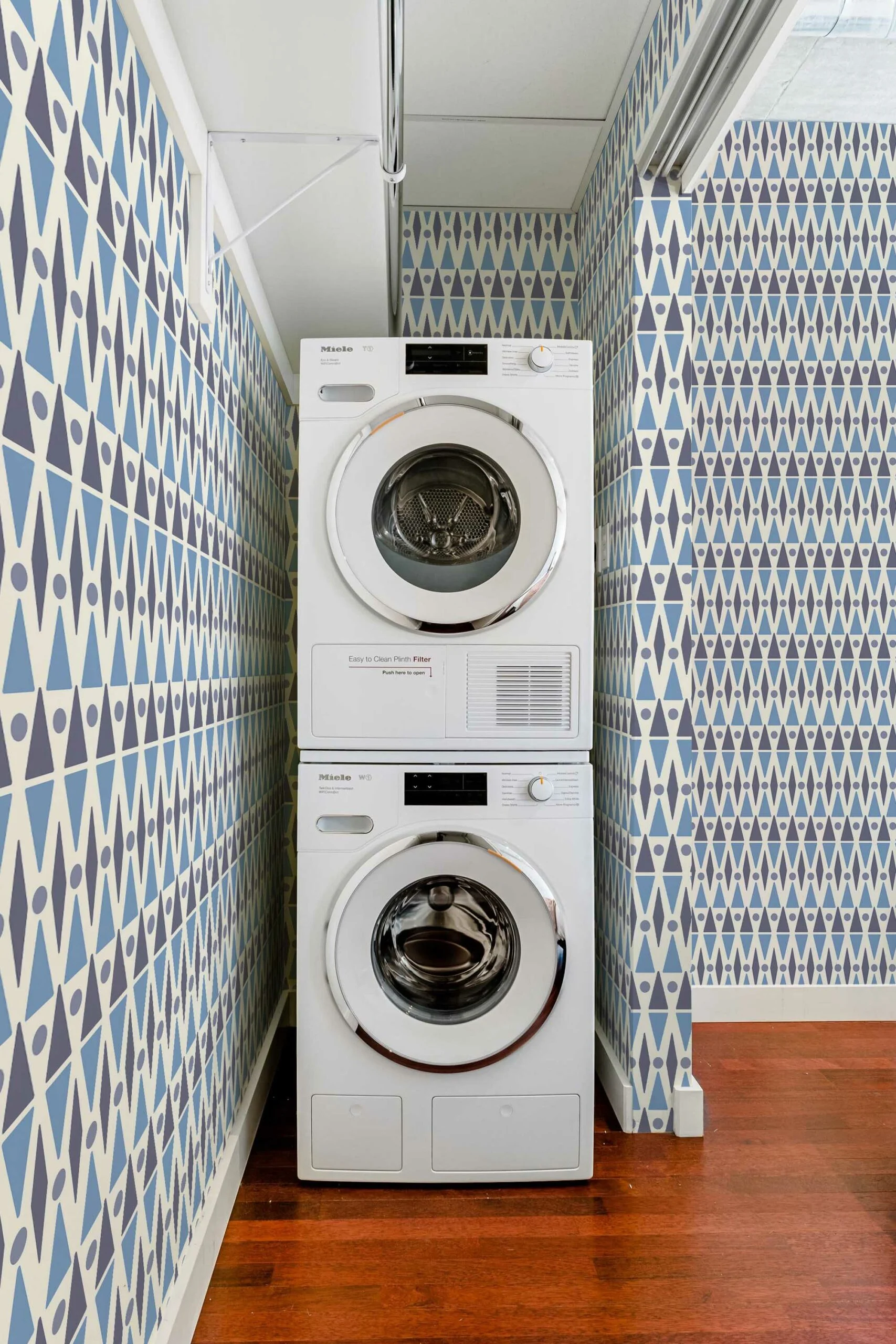 Geometric Laundry Blue Wallpaper - Image 3