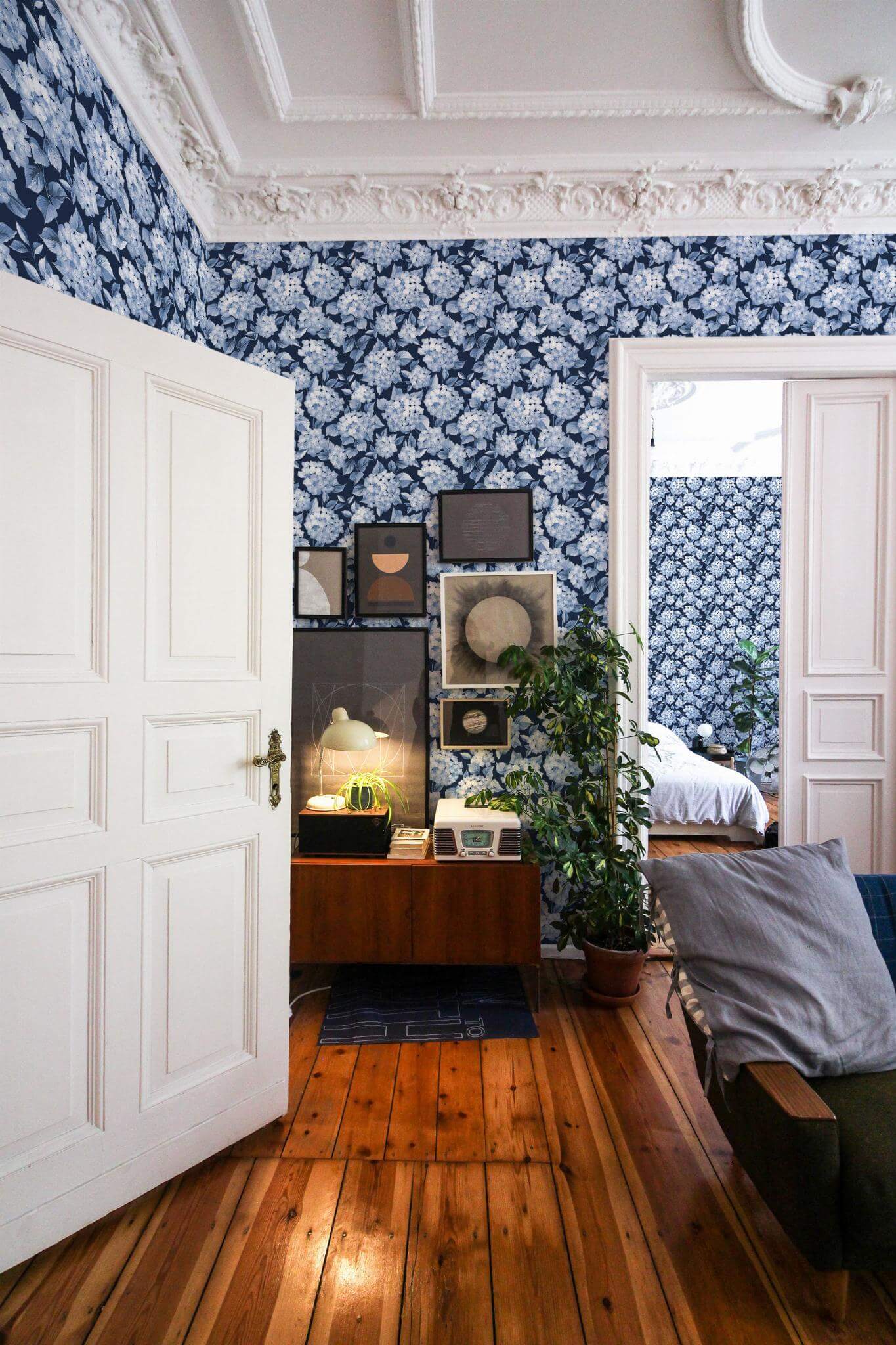 Blue hydrangea Wallpaper - Image 3