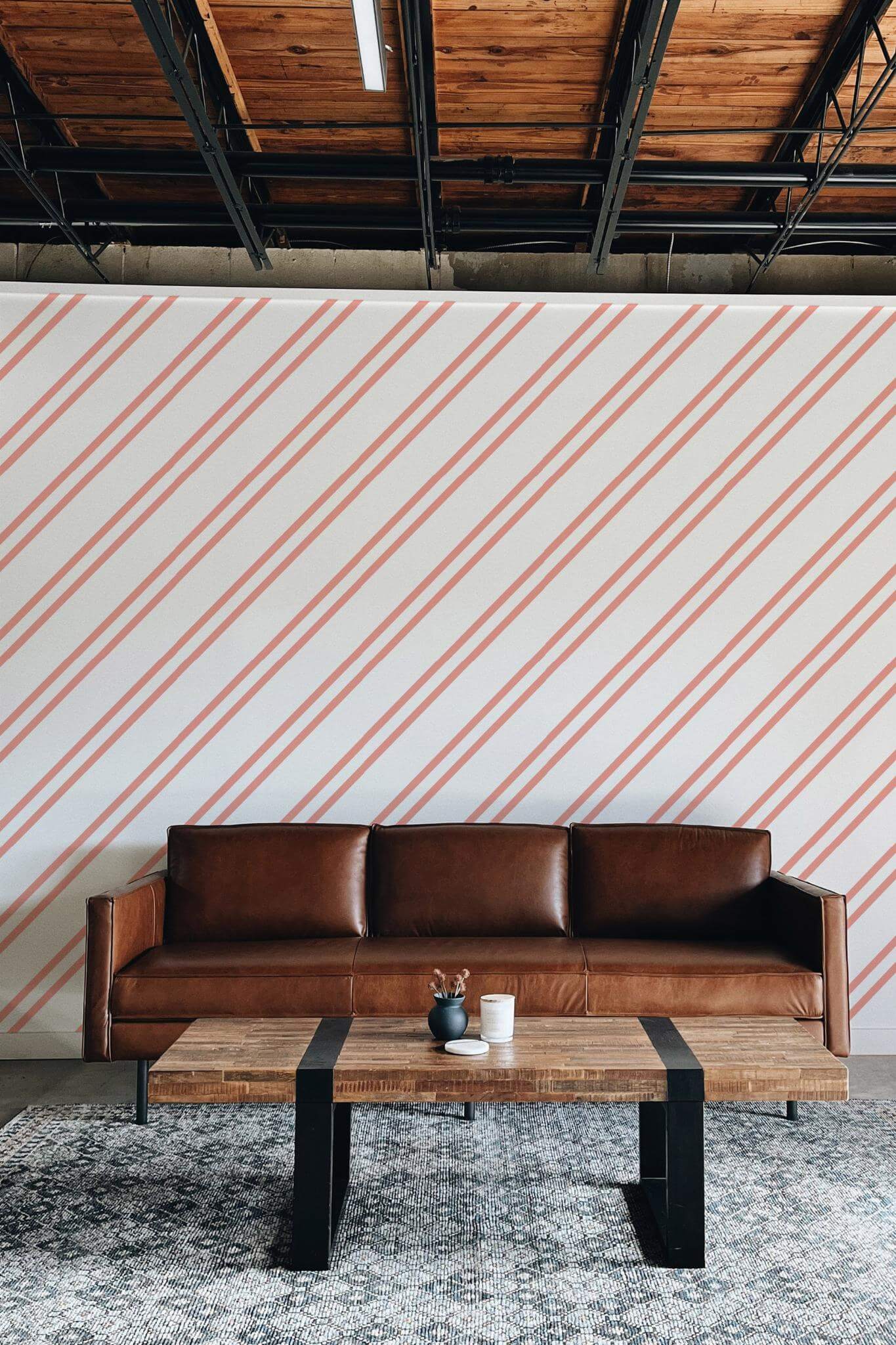 Diagonal lines Wallpaper - Image 4