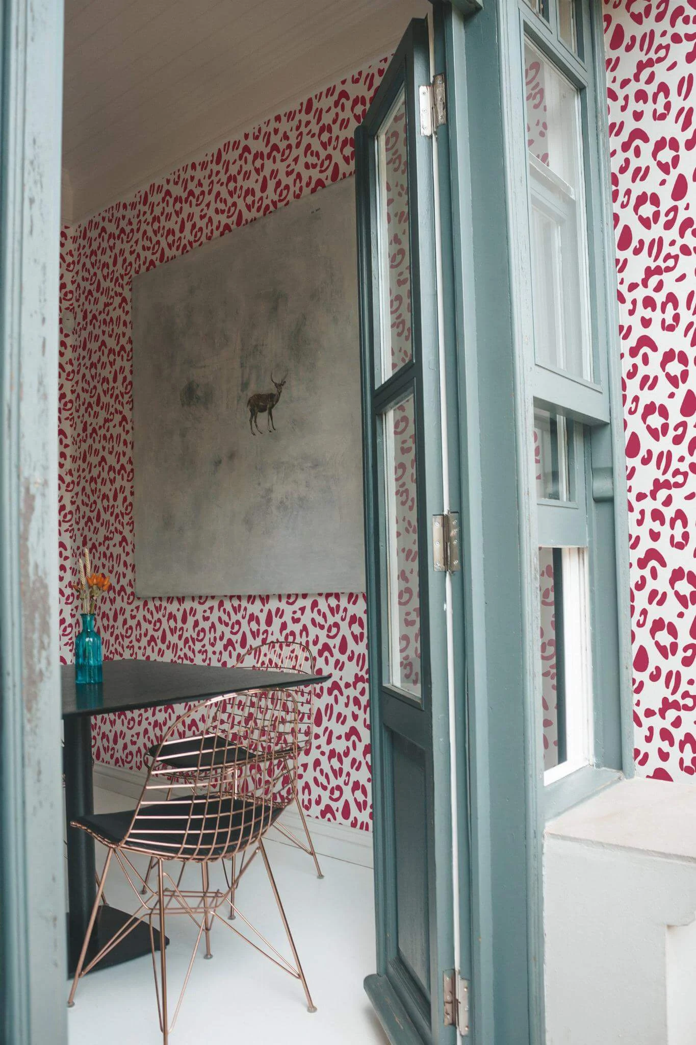 Viva magenta leopard print Wallpaper - Image 3