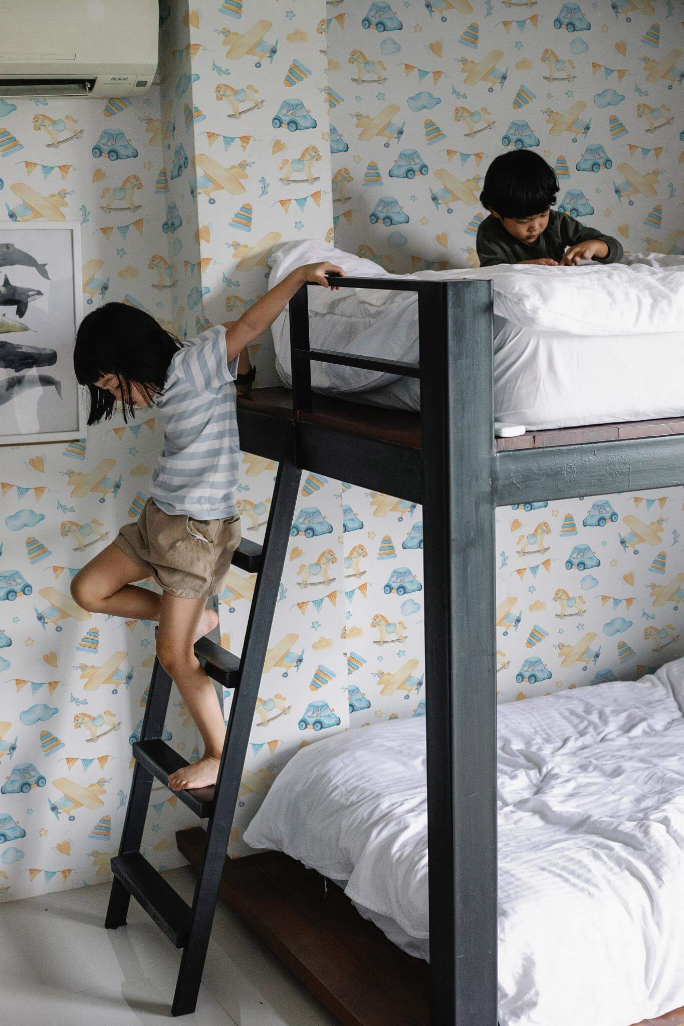 Watercolor toy Wallpaper - Image 4