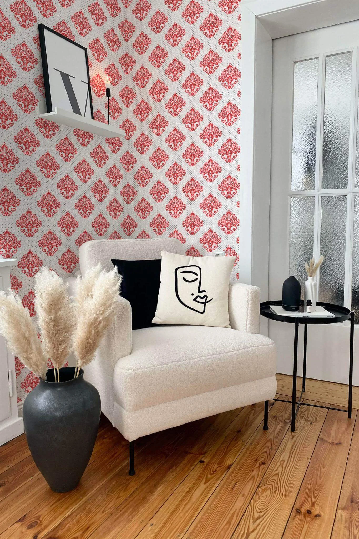 Red damask Wallpaper - Image 4