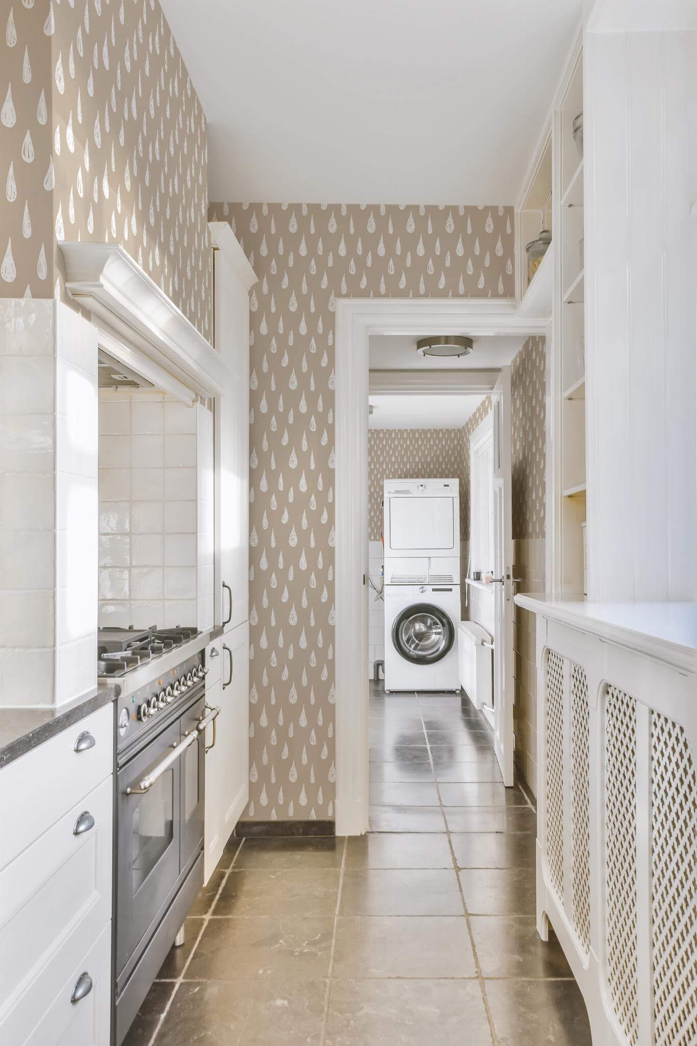 Teardrop Wallpaper - Image 4