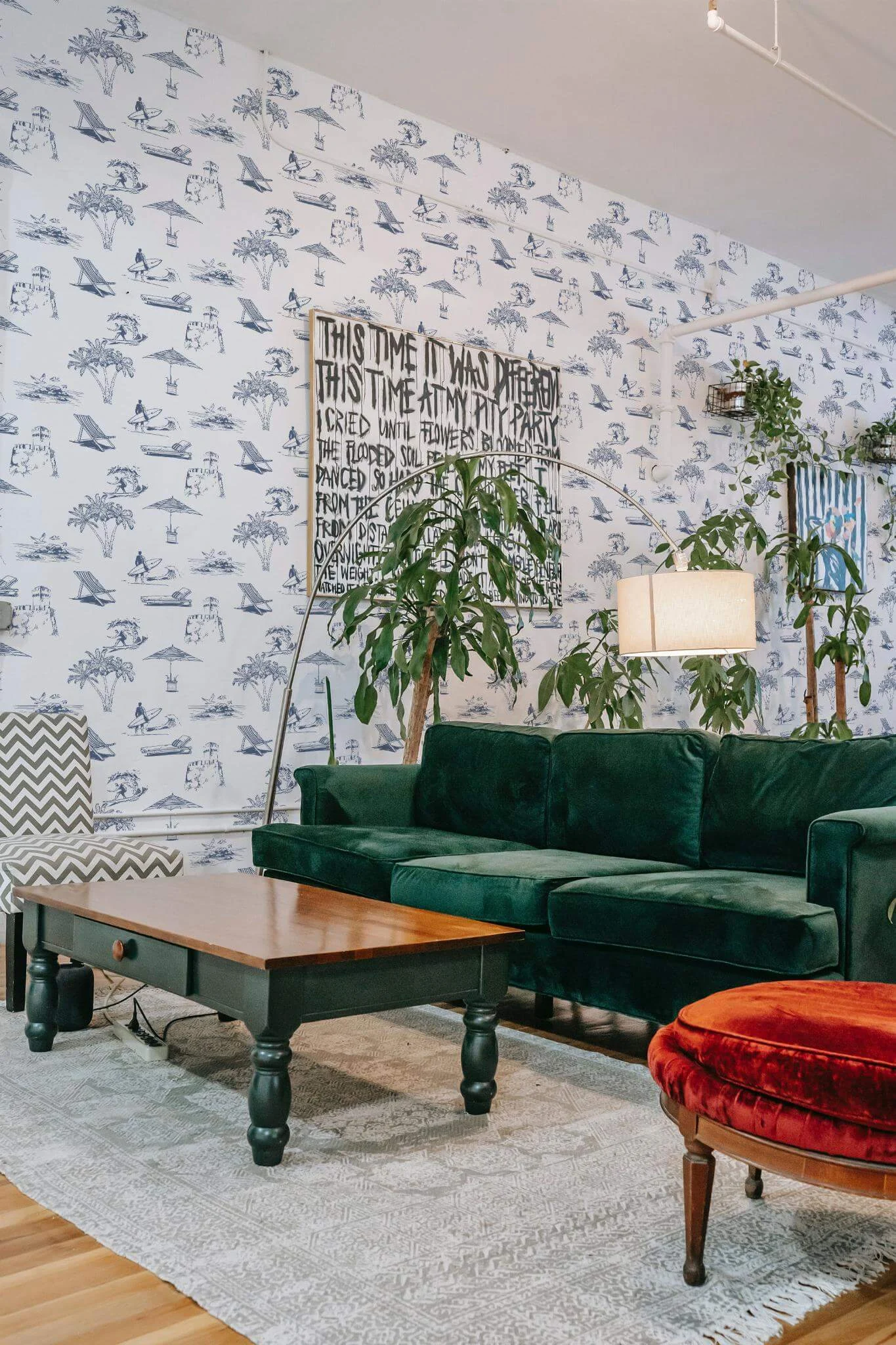 Toile beach Wallpaper - Image 3
