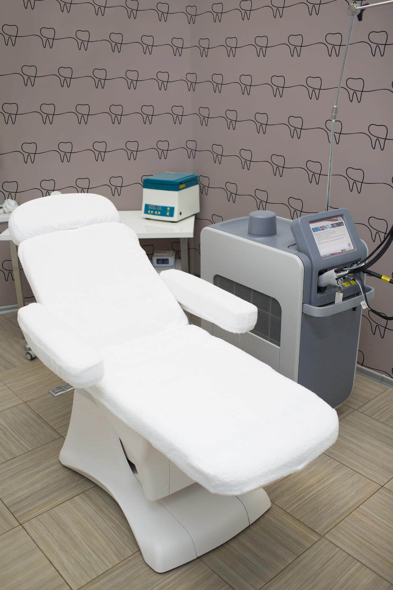 Dental Line Art Wallpaper - Image 4