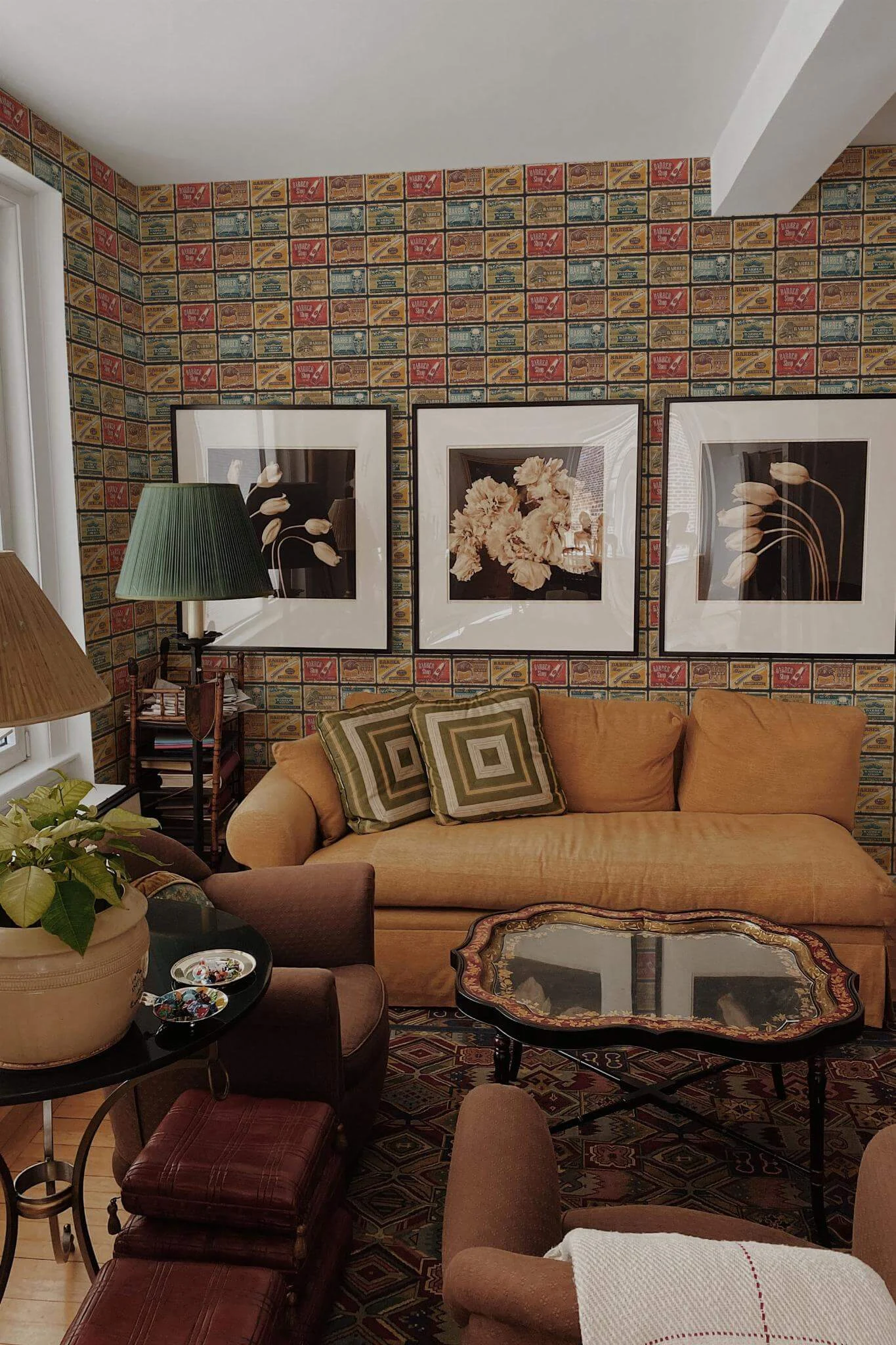 Vintage barber Wallpaper - Image 3