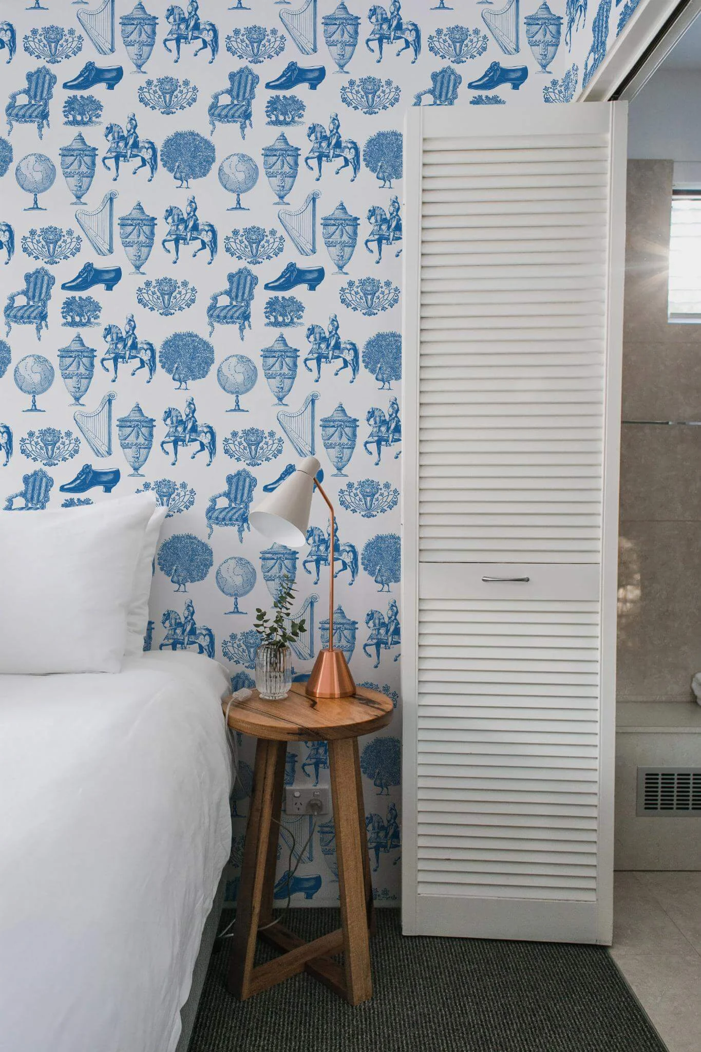 Blue vintage Wallpaper - Image 4