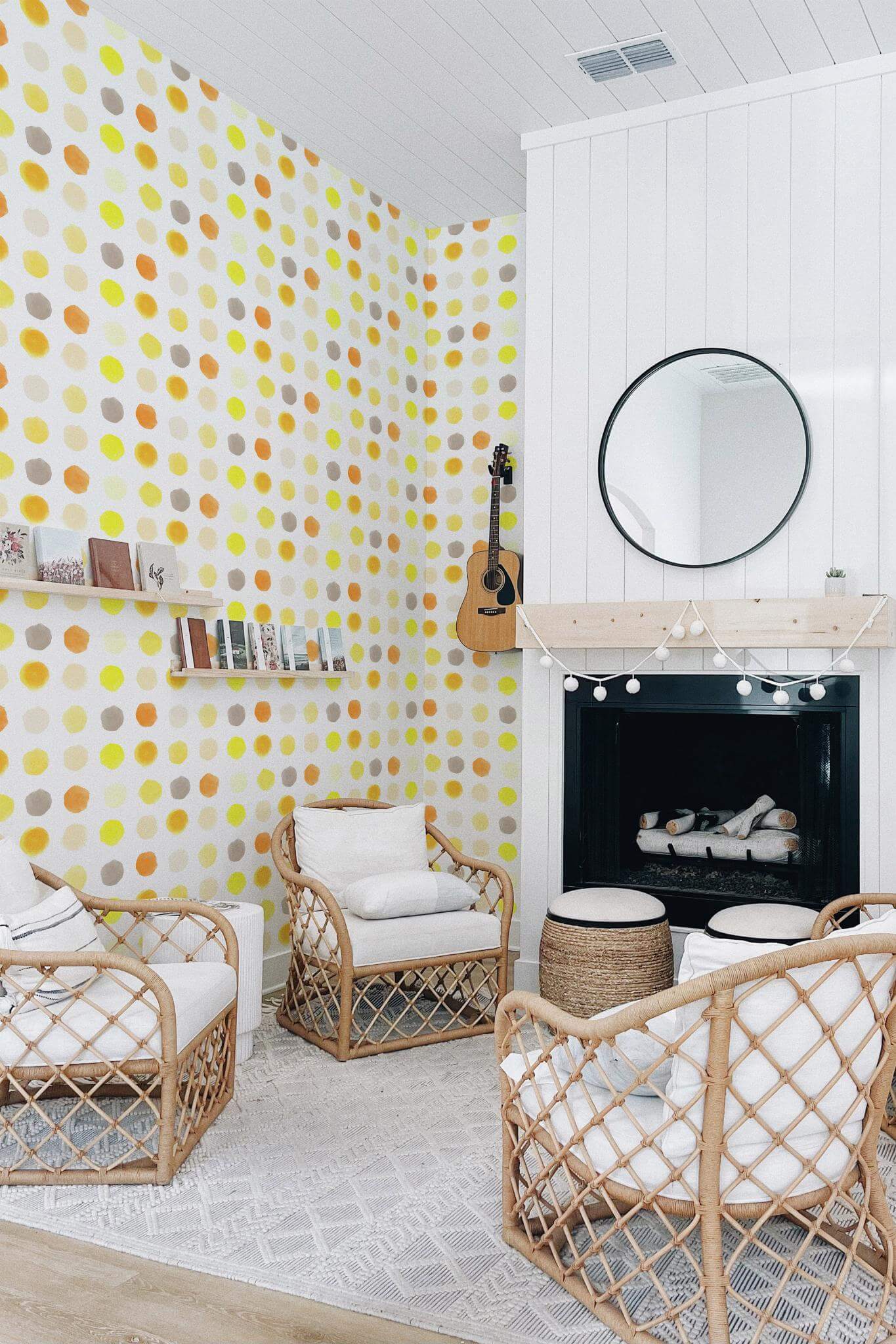 Yellow watercolor dots Wallpaper - Image 3